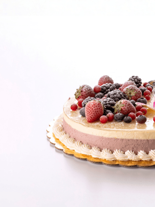 Torte artigianali della Pasticceria Alba a Viterbo realizzate per occasioni speciali, con ingredienti selezionati, creatività e tradizione dolciaria italiana.