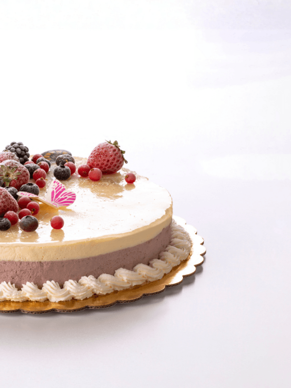 Torte artigianali della Pasticceria Alba a Viterbo realizzate per occasioni speciali, con ingredienti selezionati, creatività e tradizione dolciaria italiana.